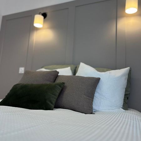 Duplex Raffine, Elegant & Climatise - La Mezz Appartement Nîmes Buitenkant foto