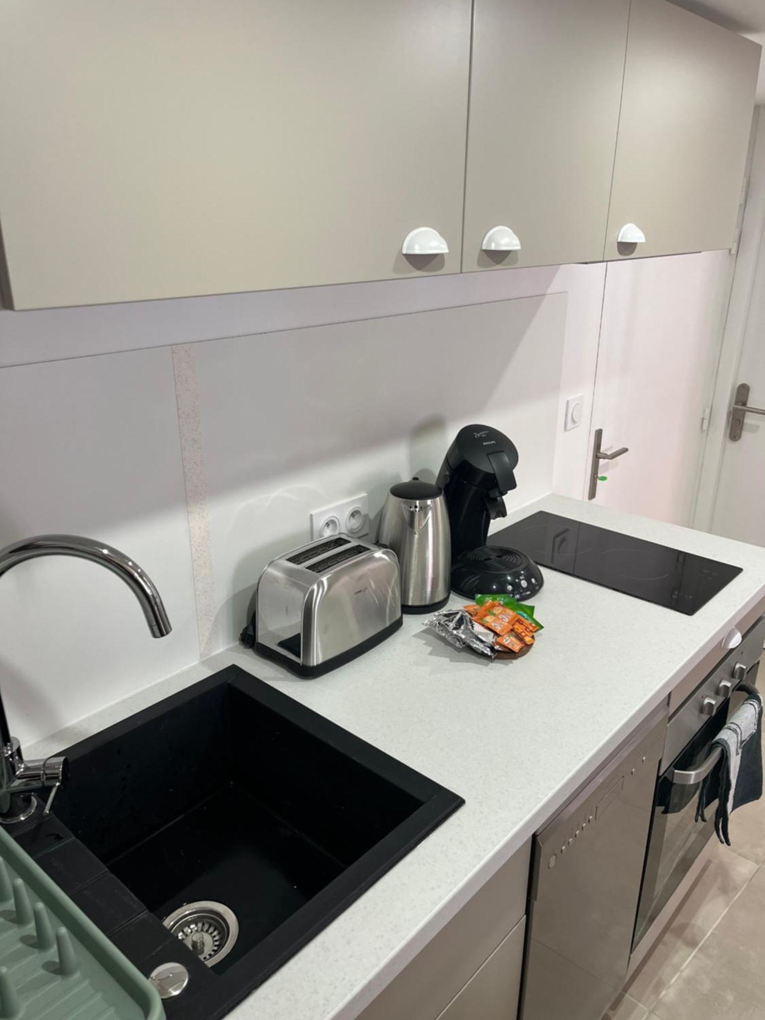 Duplex Raffine, Elegant & Climatise - La Mezz Appartement Nîmes Buitenkant foto
